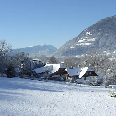 Seeblick-appartements Daire Ossiach